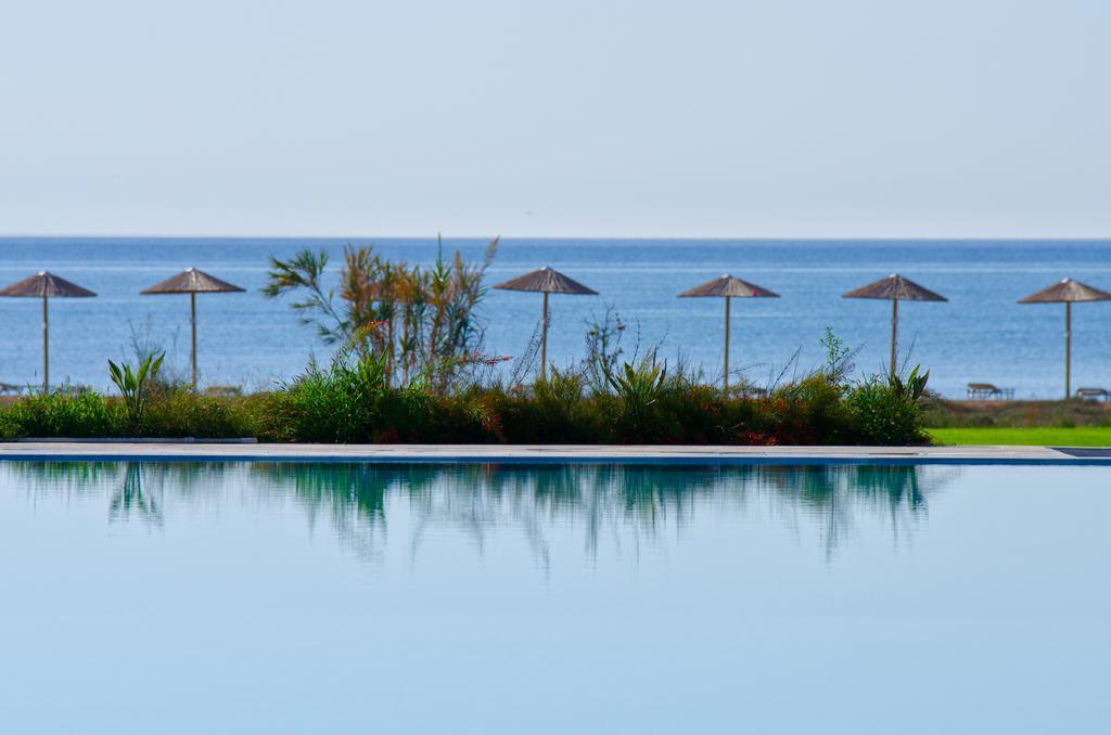 Buca Beach Resort Messíni Extérieur photo