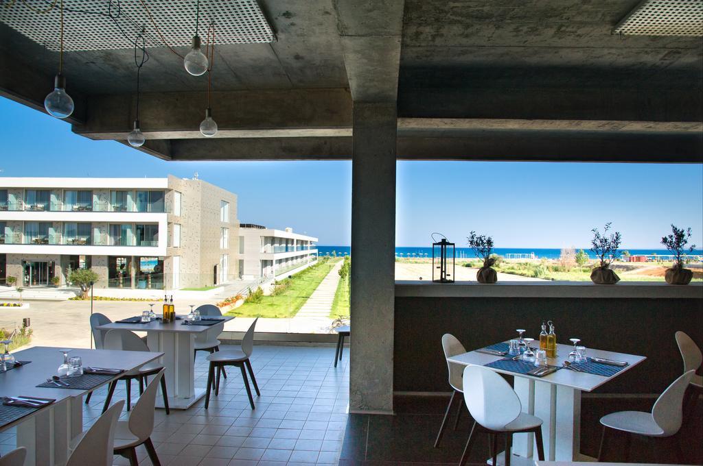 Buca Beach Resort Messíni Extérieur photo