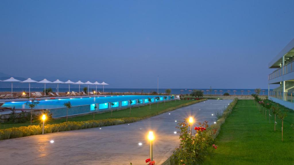 Buca Beach Resort Messíni Extérieur photo
